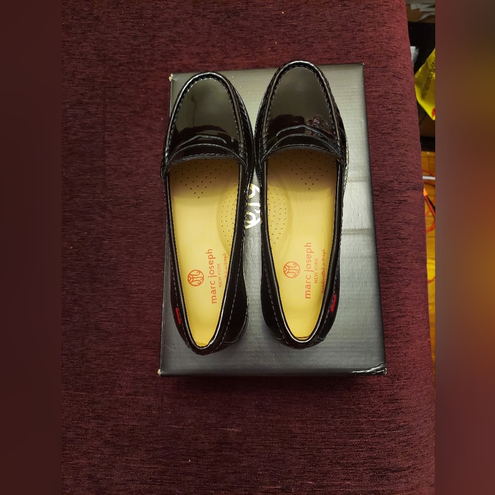 Marc Joseph women shoes size 6